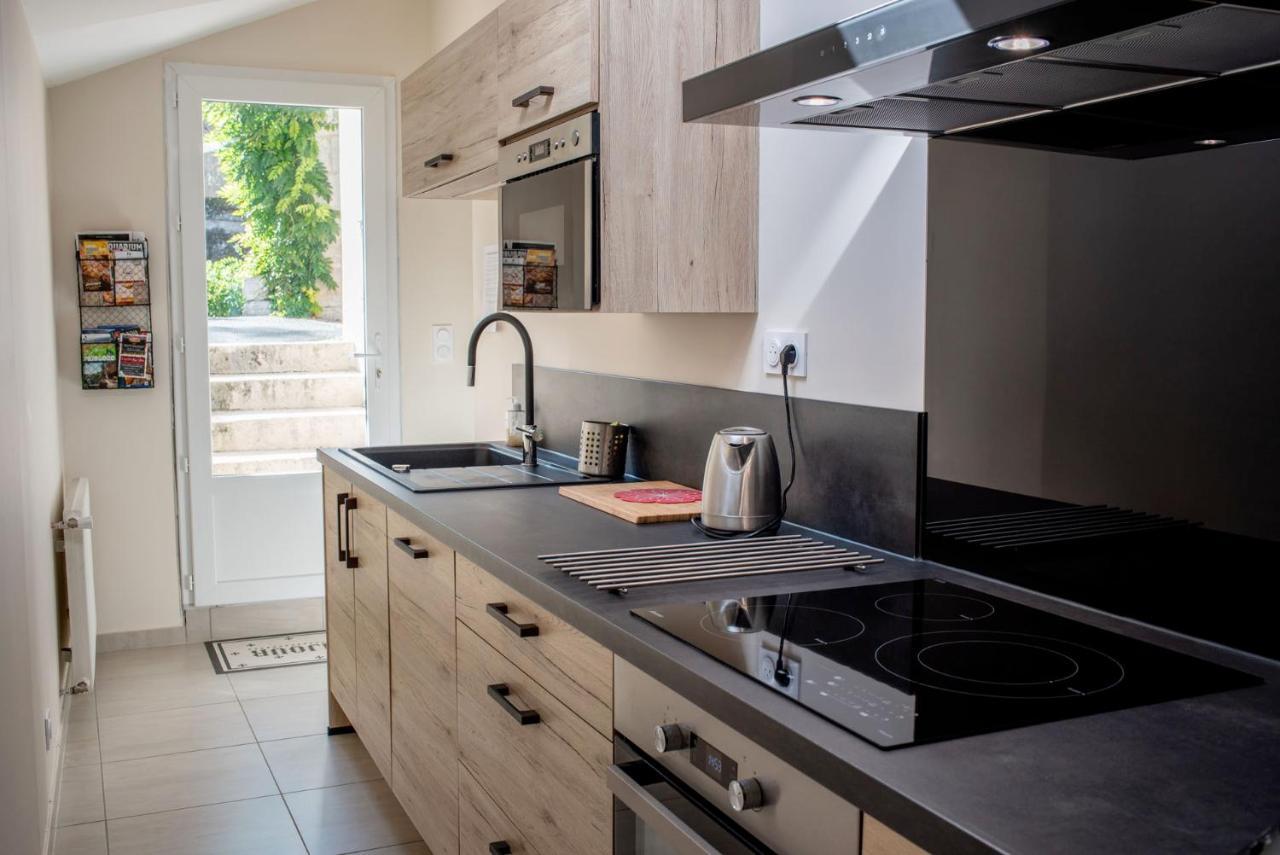 Au Coeur Du Village Bassillac Perigueux Экстерьер фото